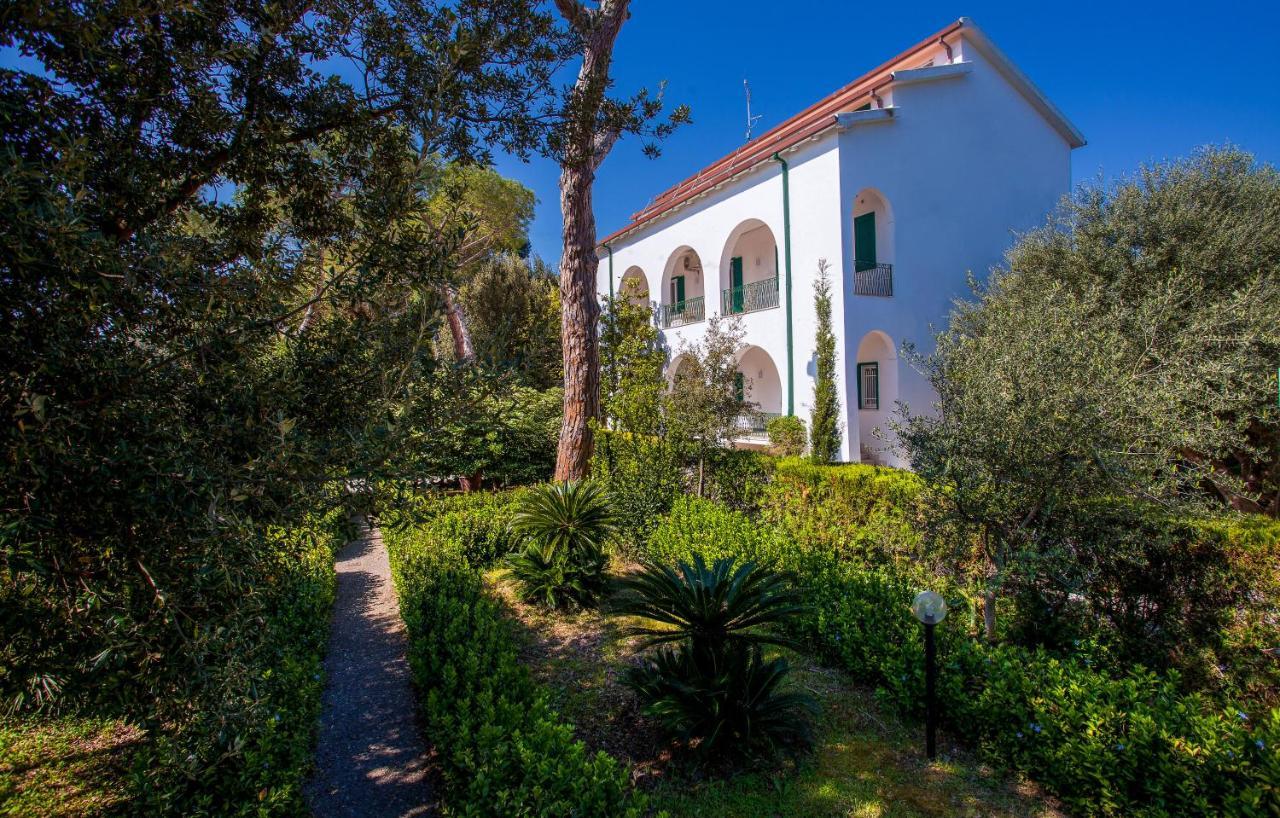 Villa Marta Taranto Luaran gambar