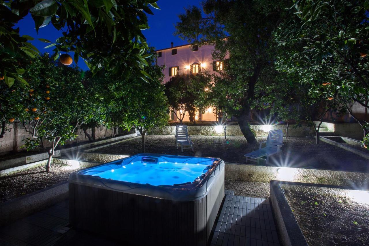 Villa Marta Taranto Luaran gambar