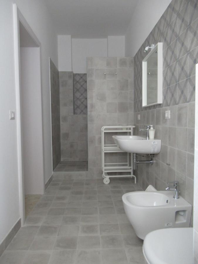 Villa Marta Taranto Luaran gambar